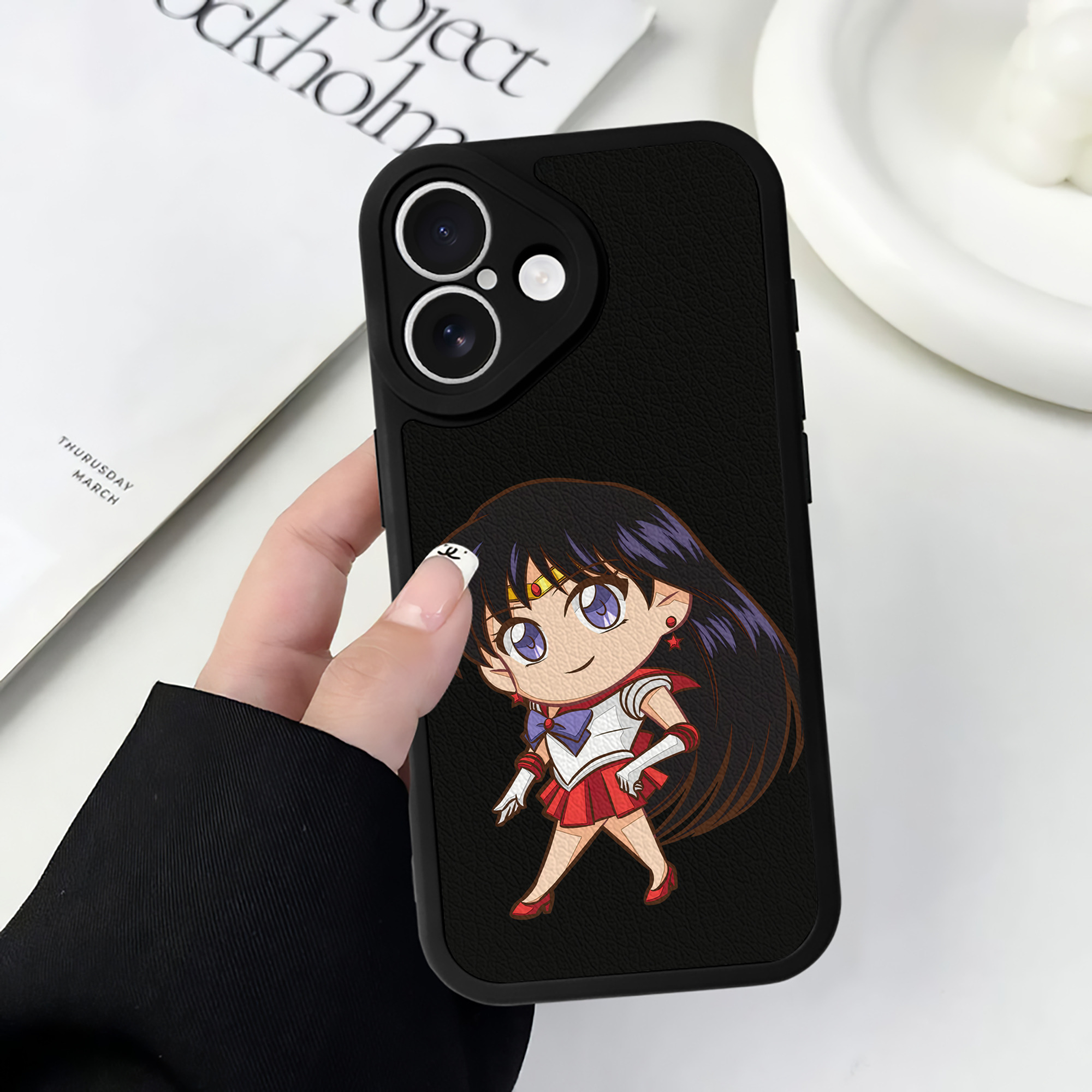 （画像用） 美少女戦士セーラームーン 火野レイ ひの レイ Sailor Moon Hino Rei （セーラーマーズ,Sailor Mars） 【iPhone 16シリーズ対応】シリコンスマホケース（レザー調） 材質：シリコン